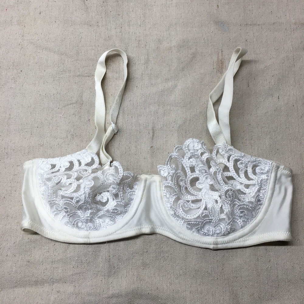 Victoria Secret bra